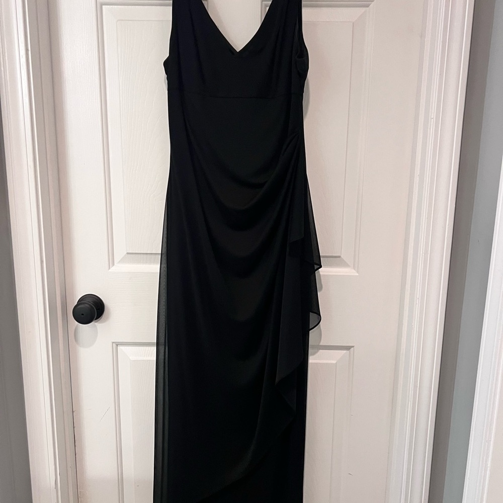 Stunning Black cocktail Dress